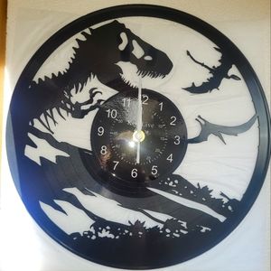 Jurassic Park Dino clock (record)